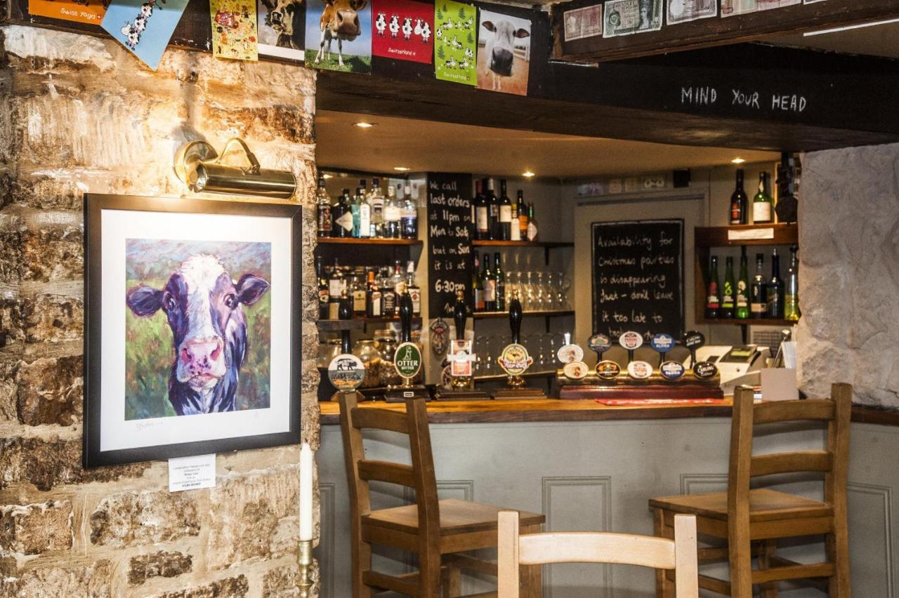 The Old Spotted Cow Marston Meysey Exterior foto